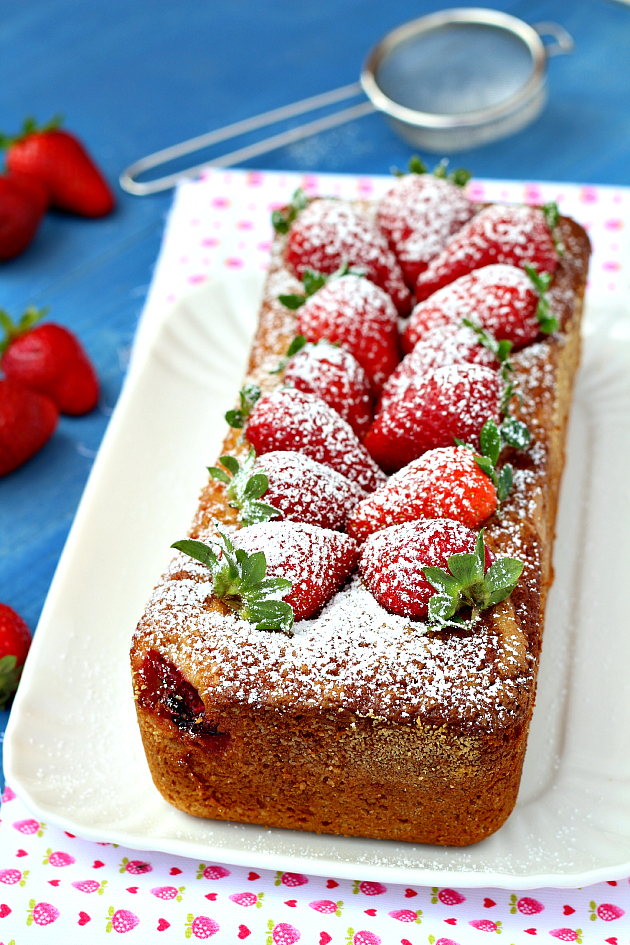 Cake yogurt e fragole