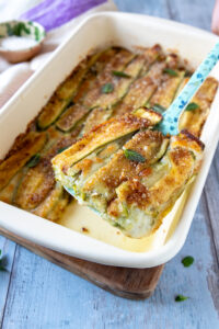 parmigiana bianca di zucchine crude facile con zucchine crude