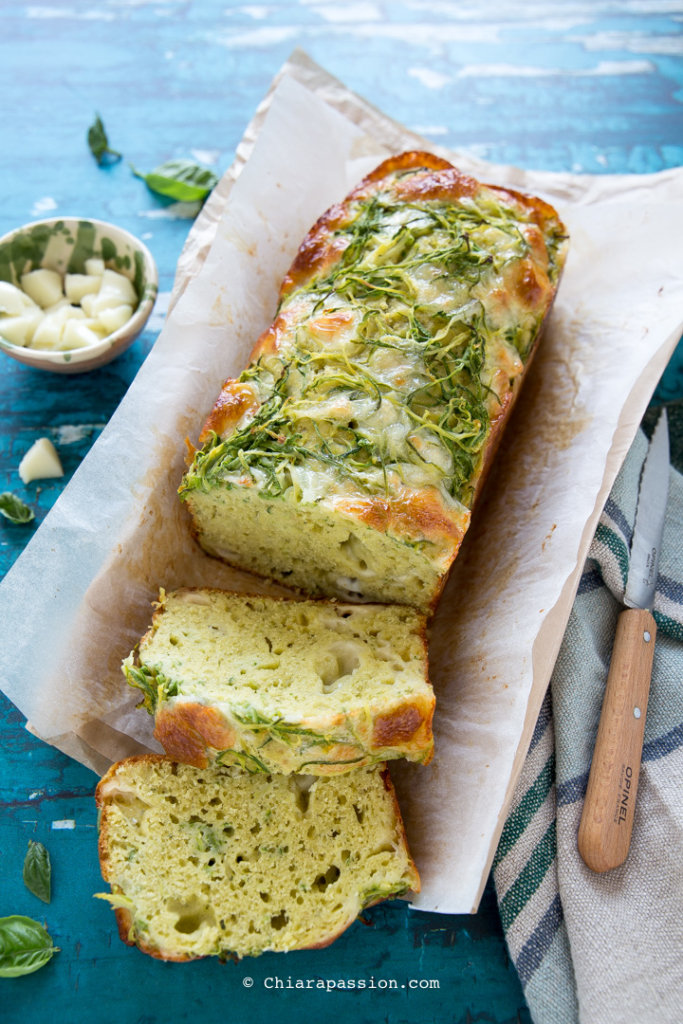Plumcake zucchine e pesto