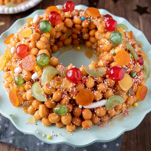 struffoli al forno con miele e confettini