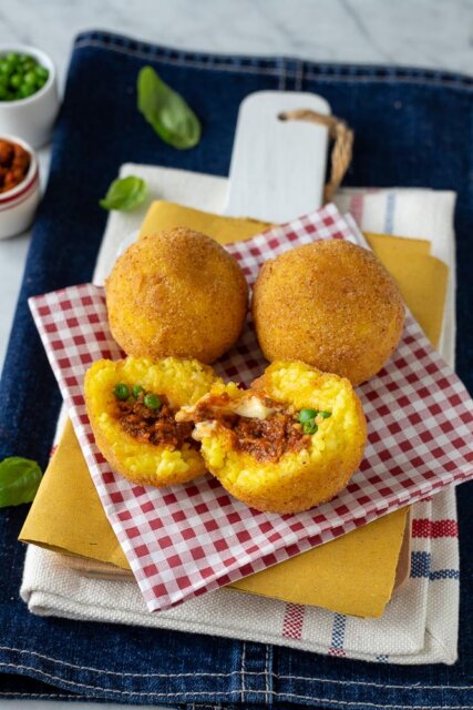Arancini di riso : Ricetta originale Arancine siciliane | Chiarapassion