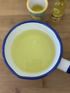 come fare la bagna alcolica per torte