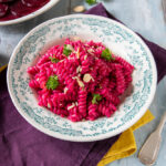 pasta con barbabietola rossa