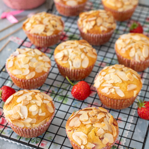 muffin alle fragole e mandorle